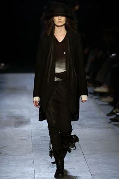 Look 16